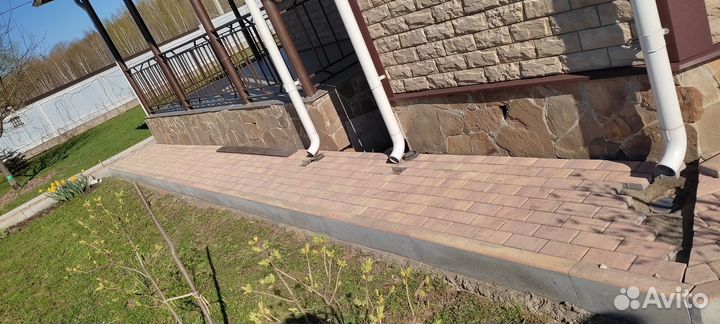 Укладка тротуарной плитки, укладка брусчатки, монт