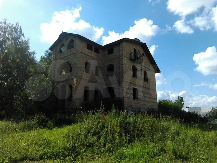 Дом 400 м² на участке 15 сот.