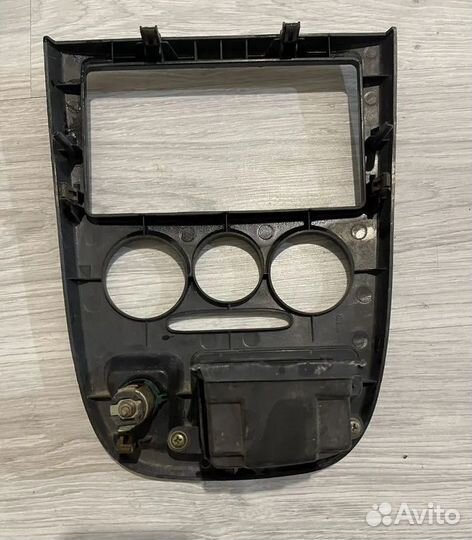 Рамка магнитолы Kia Rio 1 дорест