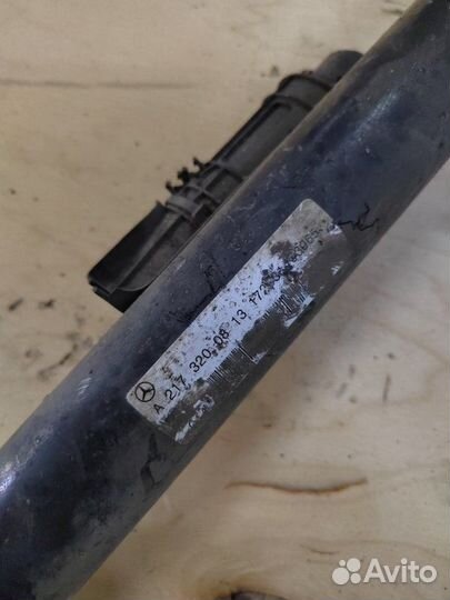 Амортизатор задний задний правый Mercedes-Benz