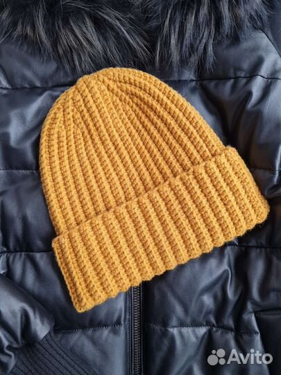 Шапка женская вязаная ручная работа
