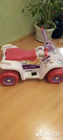 Детский электромобиль