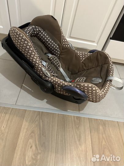 Автолюлька maxi cosi с базой isofix