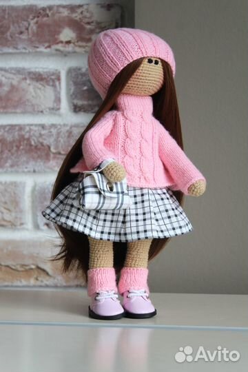 Интерьерная вязаная кукла. Ручная работа