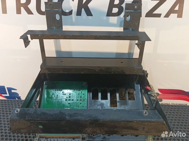 8144144 Плита блока силовых предохранителей