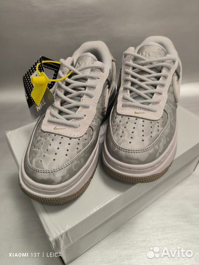 Кроссовки осенние Nike Air Force 1 Low Luxe 