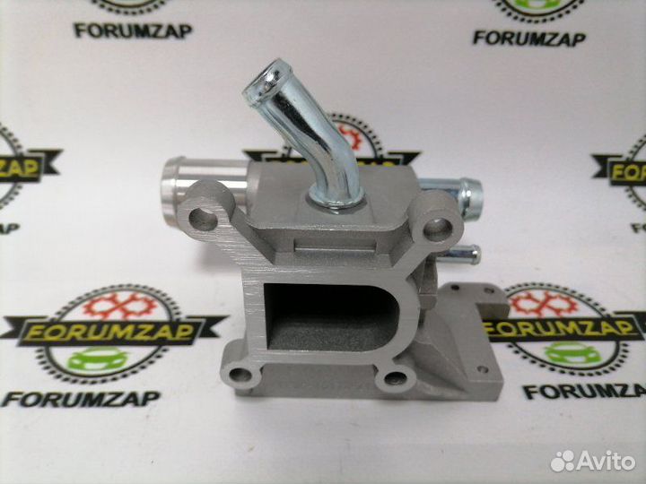 Фланец двигателя системы охлаждения Ford Focus