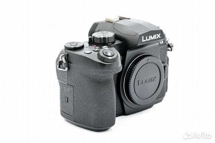 Беззеркальный фотоаппарат Panasonic Lumix DC-G90