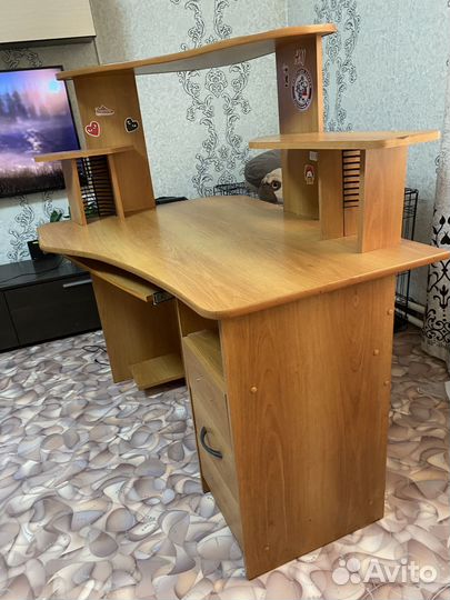 Компьютерный стол бу