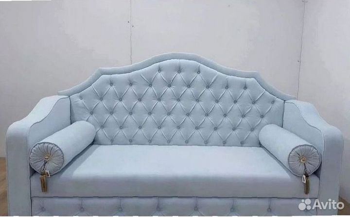 Кровать диван детская мягкая