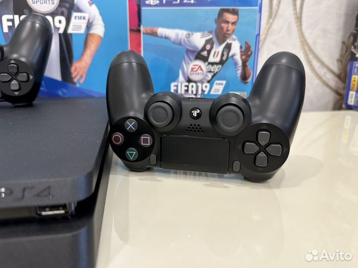 Игровая приставка Sony PS4 Slim V3+ Fifa 19