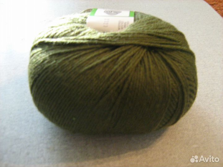 Пряжа бобины, мотки, машинное и ручное вязание