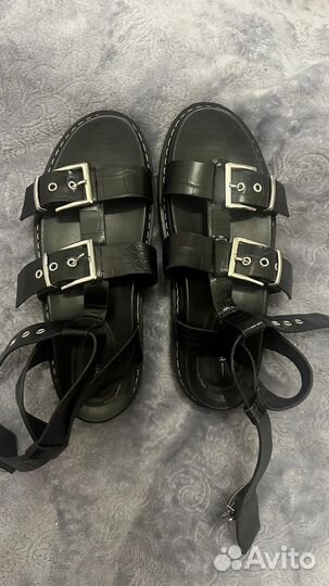 Босоножки bershka