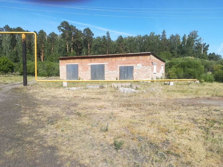 Гараж, > 30 м²