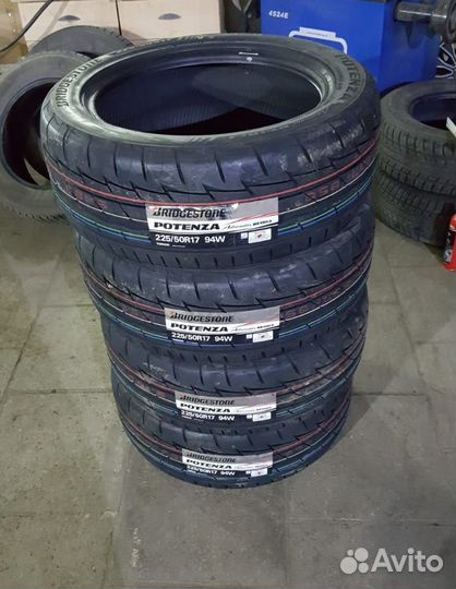 Bridgestone Potenza RE003 Adrenalin 225/50 R17 94W