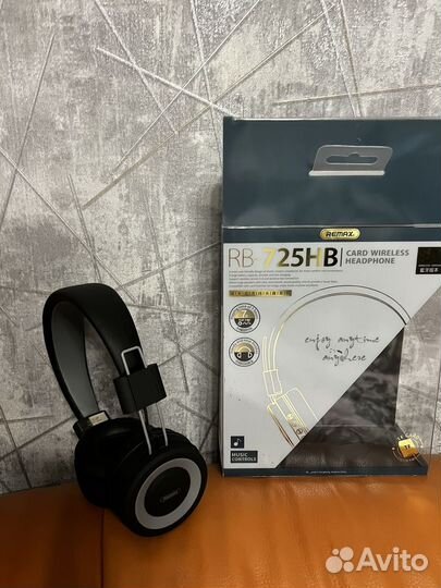 Беспроводные наушники remax