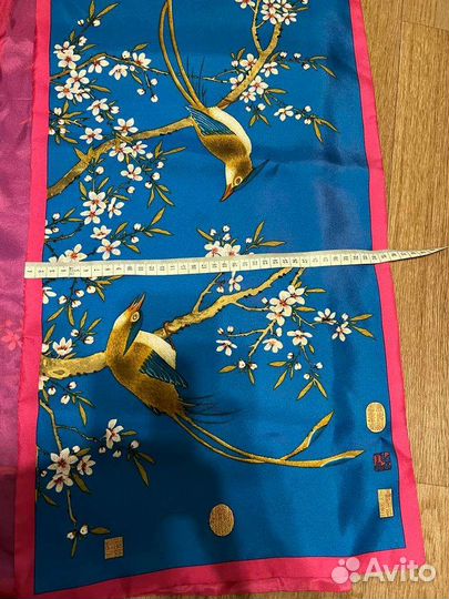 Шелковый шарф