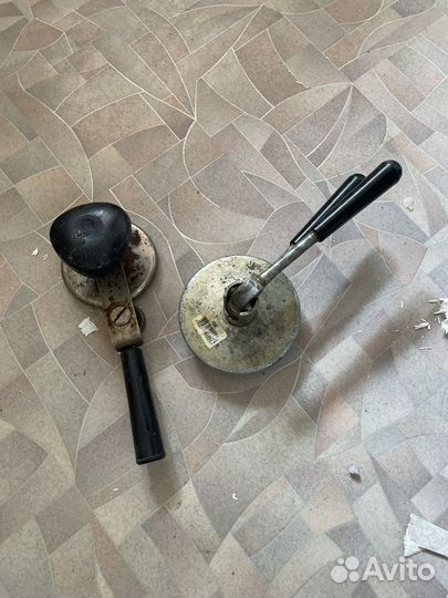 Набор посуды - кастрюли, сковродки, зак.машинки