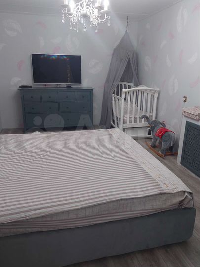 2-к. квартира, 80,3 м², 1/9 эт.