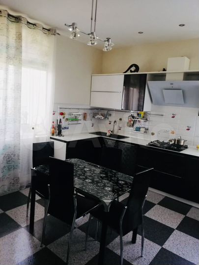 Дом 53 м² на участке 10 сот.