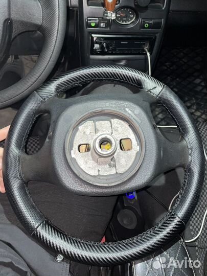 Подушка в руль priora 1