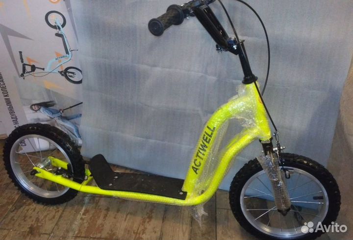 Самокат на надувных колесах