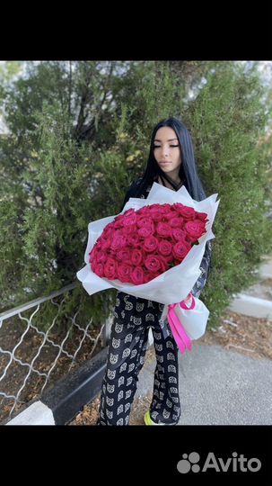 Букеты из 101, 51,75 роз доставка