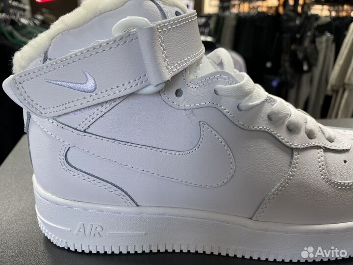 Кроссовки мужские с мехом Nike Air Force 1