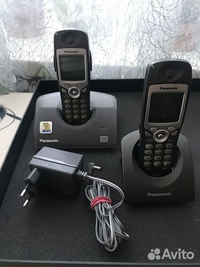 Цифровой телефон Panasonic