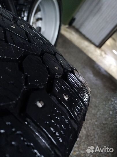 Continental ContiIceContact 215/55 R17 98H