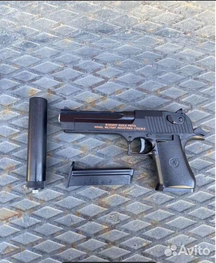 Пистолет Desert eagle игрушечный