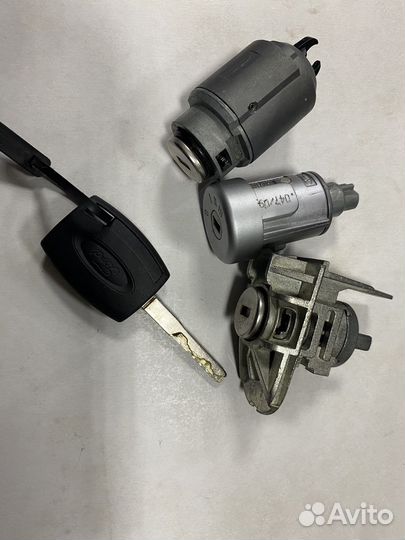 Комплект замков ford focus2 5127040