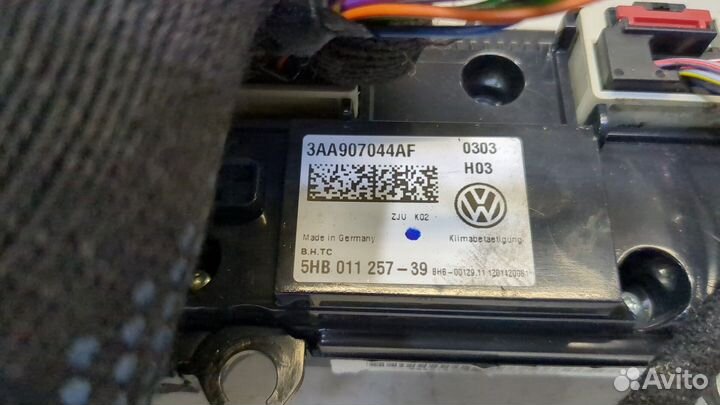 Переключатель отопителя Volkswagen Passat CC