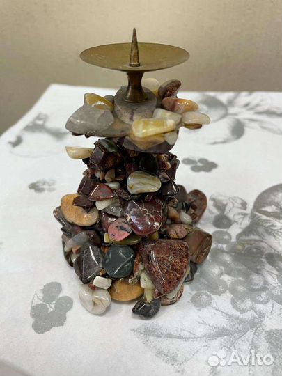 Подсвечник из натуральных камней