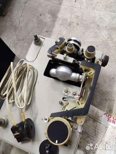 Кинопроектор Волна (СССР : 1970г)