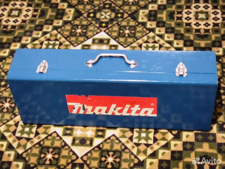 Ящик металлический