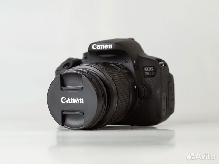 Фотоаппарат Canon EOS 700D Kit EF-S 18-55mm