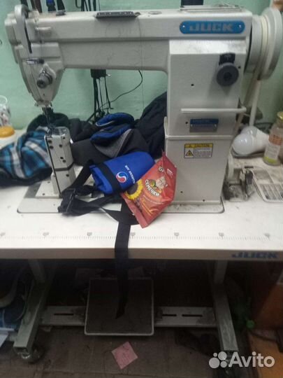 Швейная машина колонковая