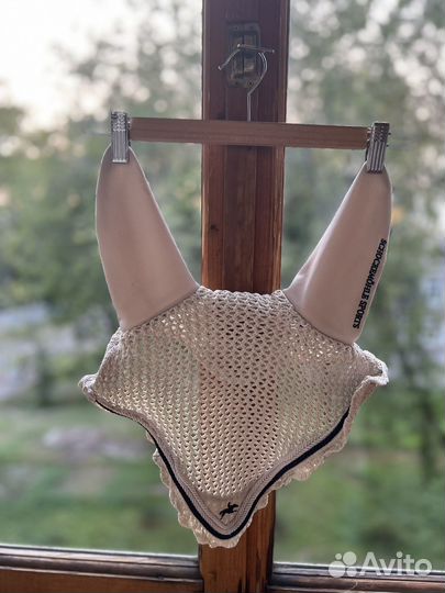 Ушки для лошади