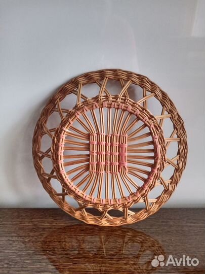 Тарелка декоративная из соломки (сухарница)