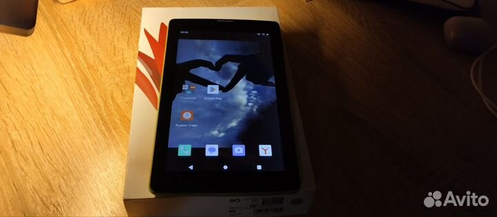 Планшет BQ 7083 G Light