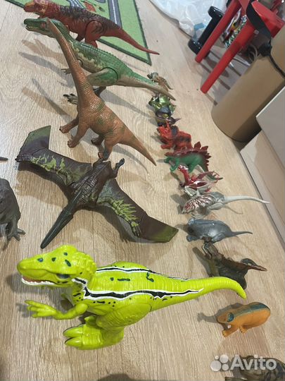 Оригинальные игрушки мир динозавров 32 шт