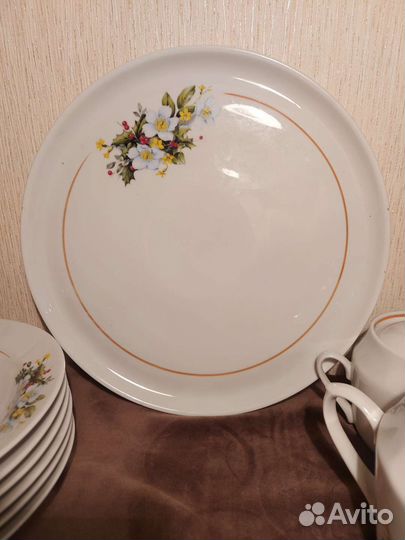 Столовый сервиз СССР/ новый / 18 предметов