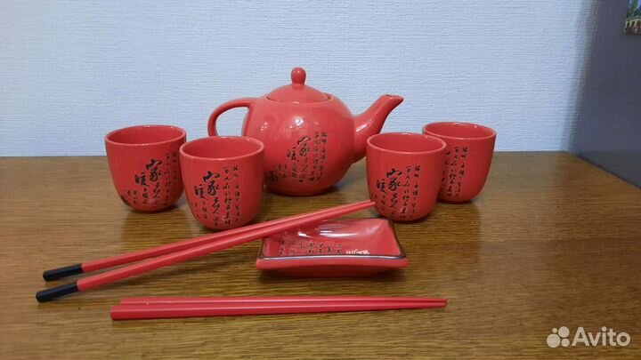Набор посуды в японском стиле