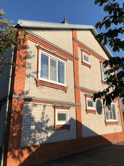 Дом 200 м² на участке 7 сот.