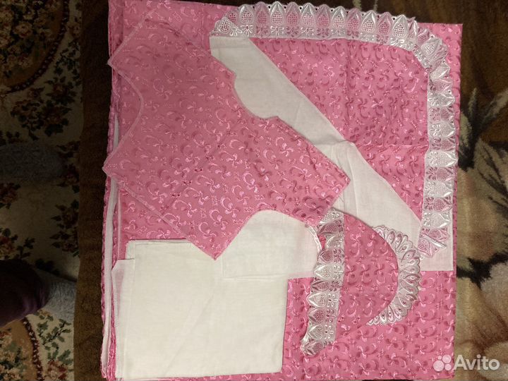 Комплект на выписку для девочки