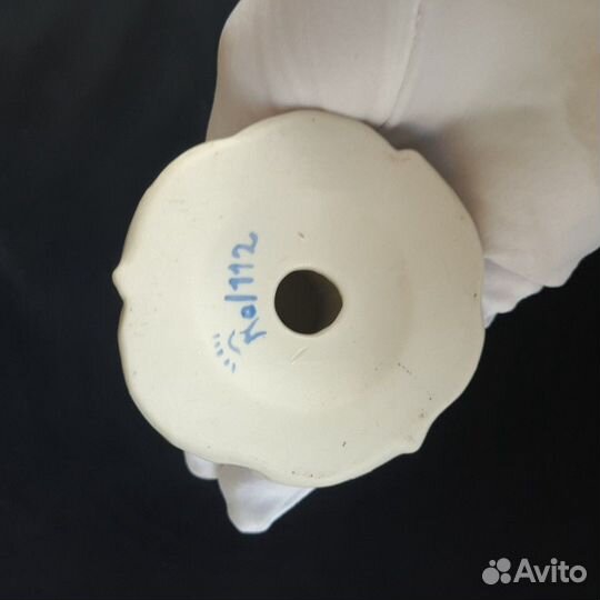 Статуэтка работы Nico Venzo, Capodomonte, 14.5 см