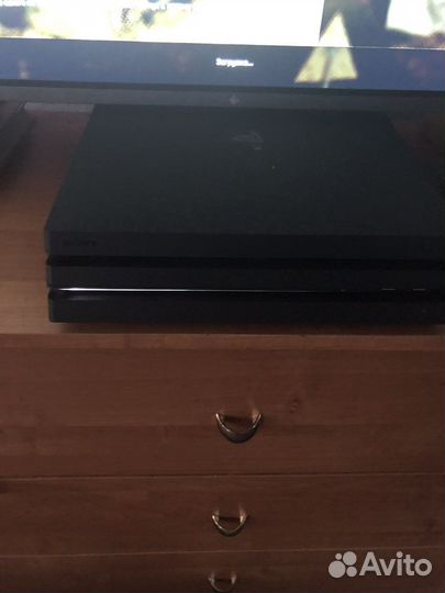Sony PS4 pro 1tb