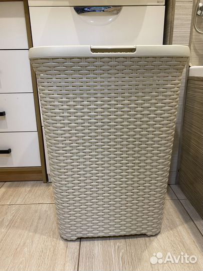 Большая корзина для белья 60л curver Rattan Style