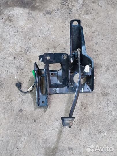 Педальный узел LADA granta